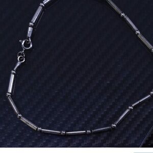 Chic Silver Beaded Necklace